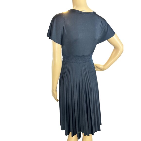Vintage Forever 21 Womens V-Neck Pleated Dress with Lace Waist Medium Black - Picture 6 of 9